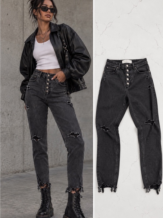 Abercrombie & Fitch Denim - Abercrombie & Fitch High-Rise Distressed Black Jeans model-off-duty Grunge